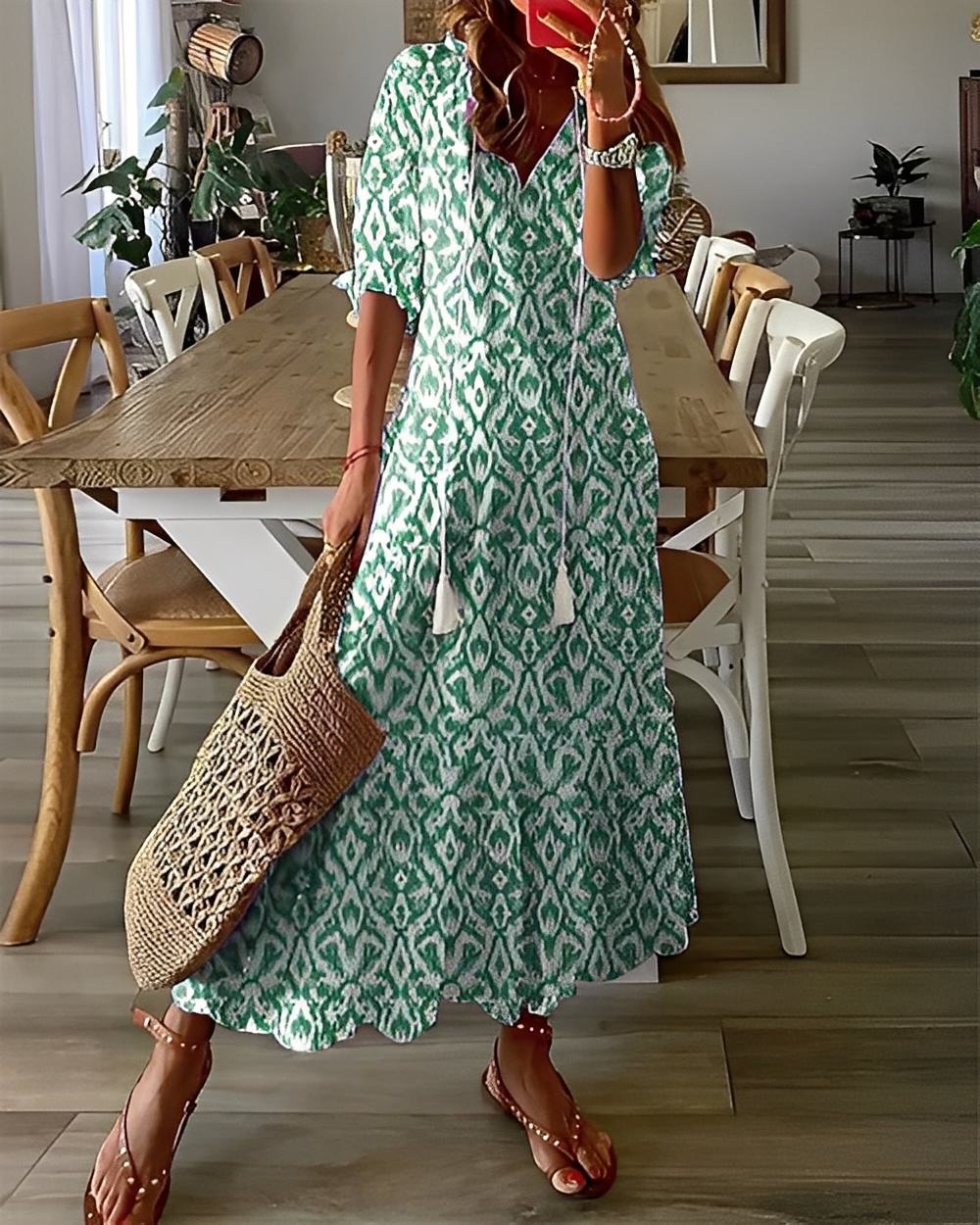 Domitille - Rochie elegantă cu decolteu în V lejer pentru femei