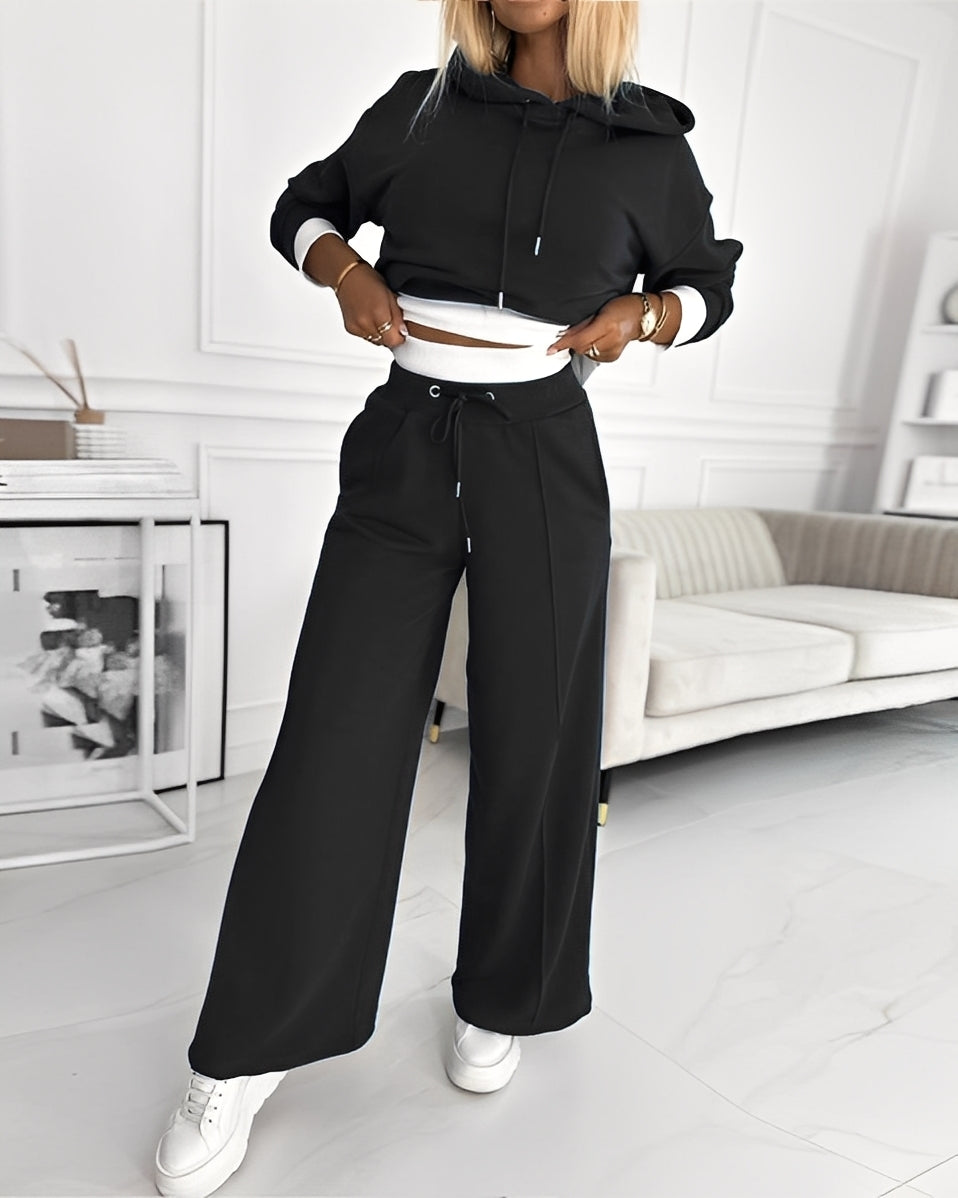 Paulina - Set de trening stilizat cu glugă pentru femei