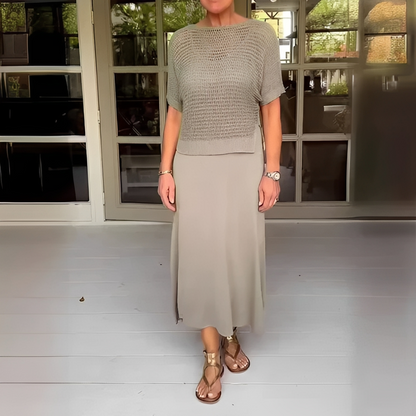 Almera - Set jachetă și fustă din tricot pentru femei