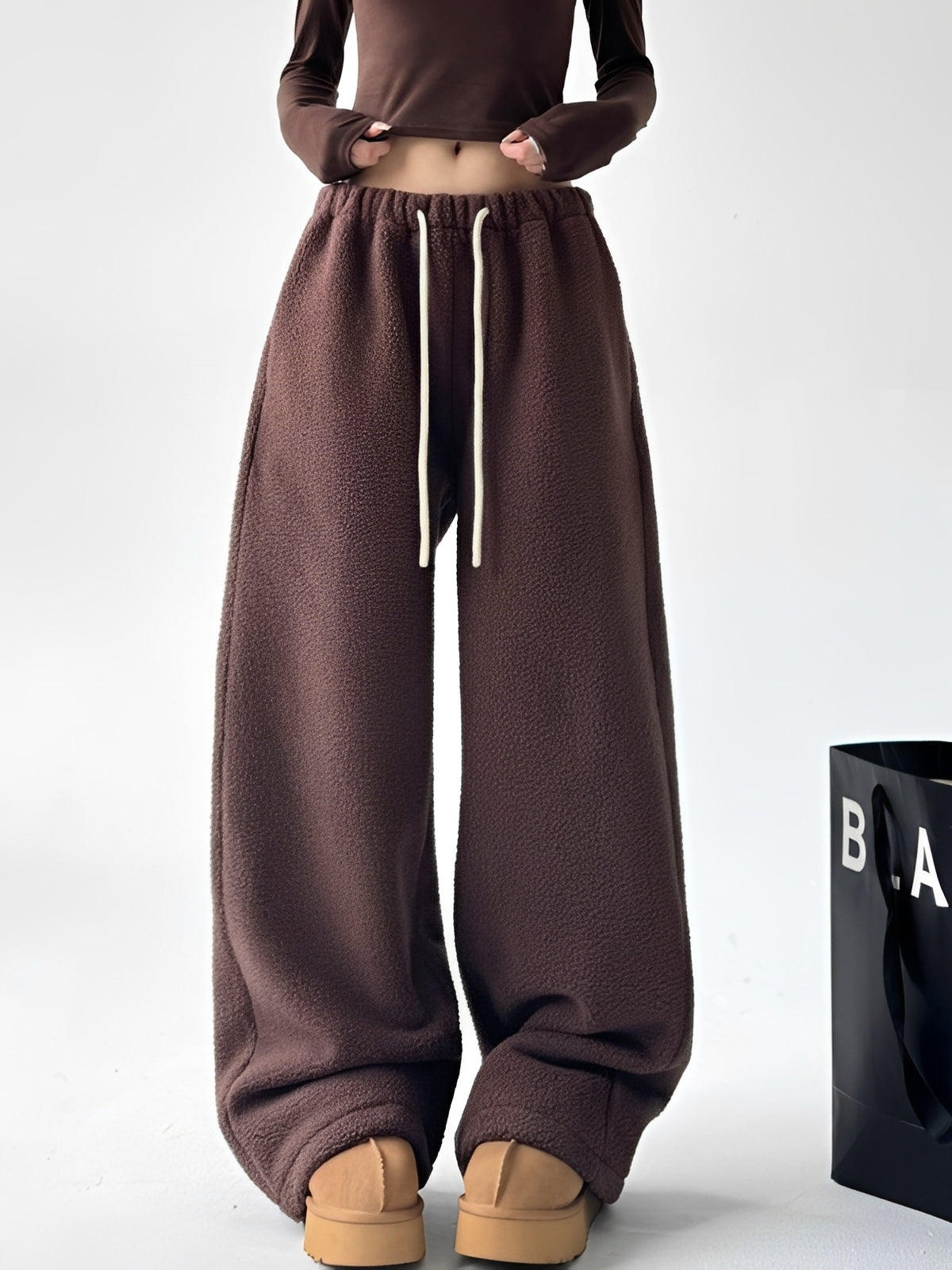 Connie - Pantaloni de trening largi din fleece pentru femei