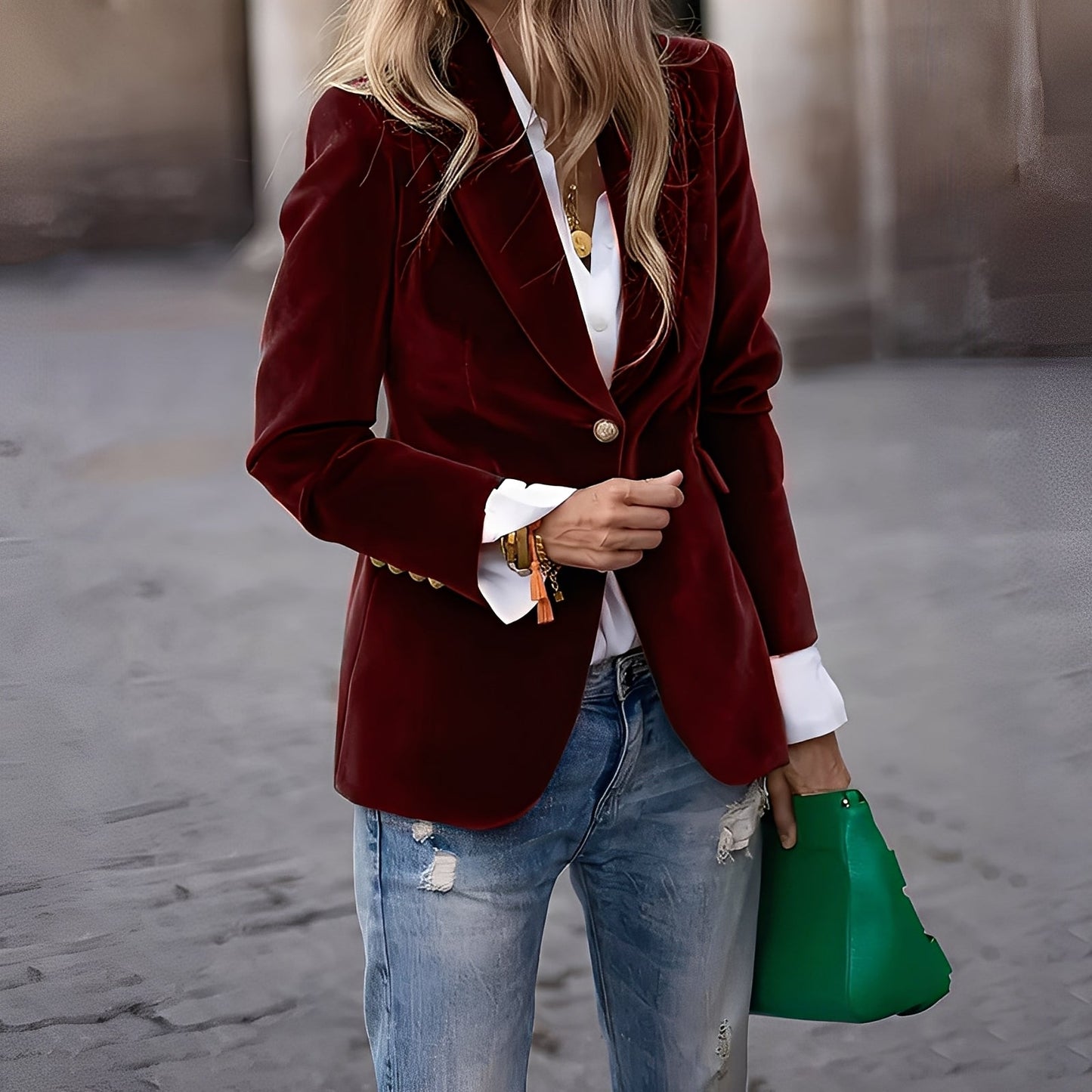 Alise - Elegant, slim sacou de catifea pentru femei